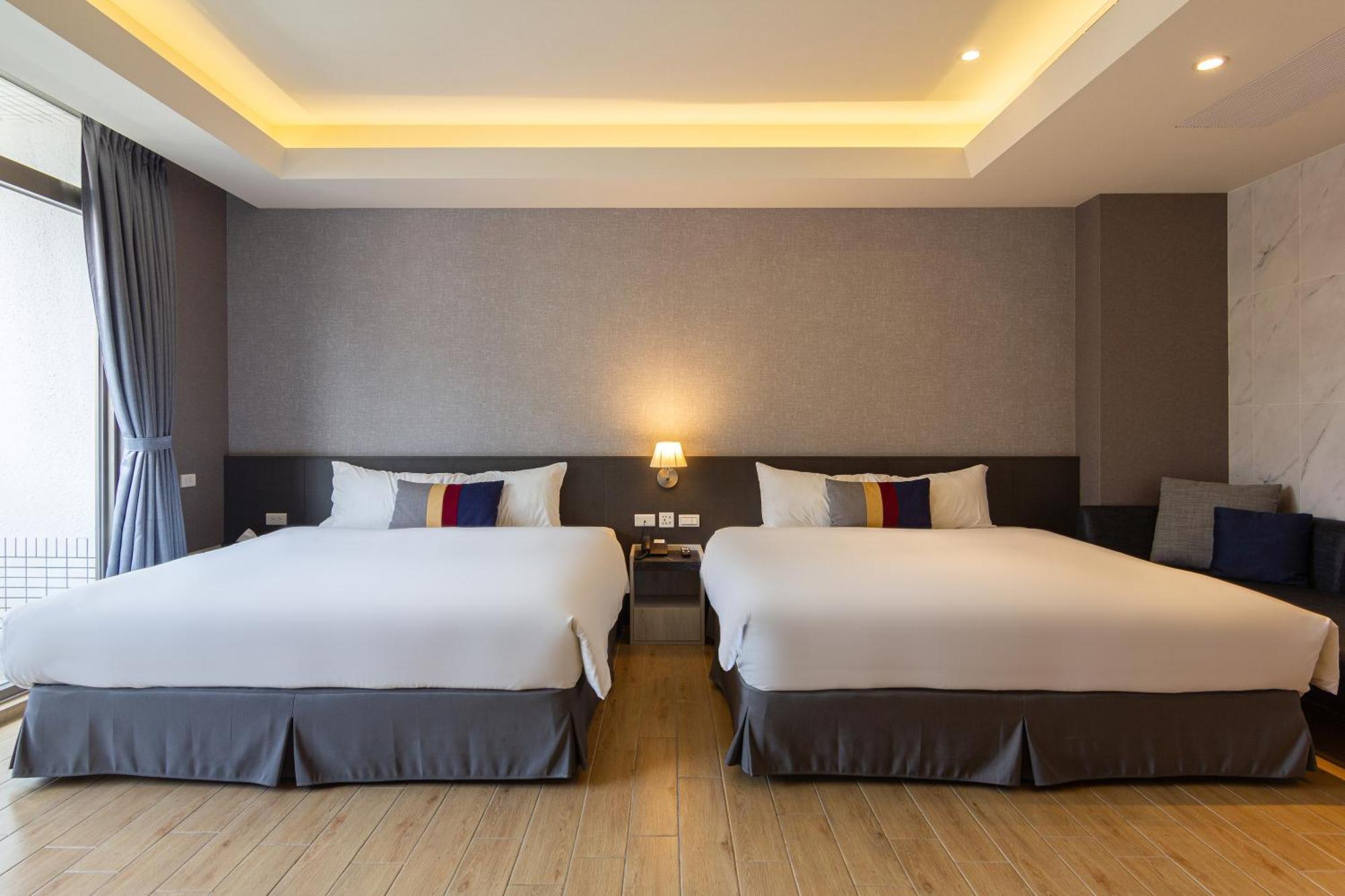 Check New Luzhou Hotel Taipei