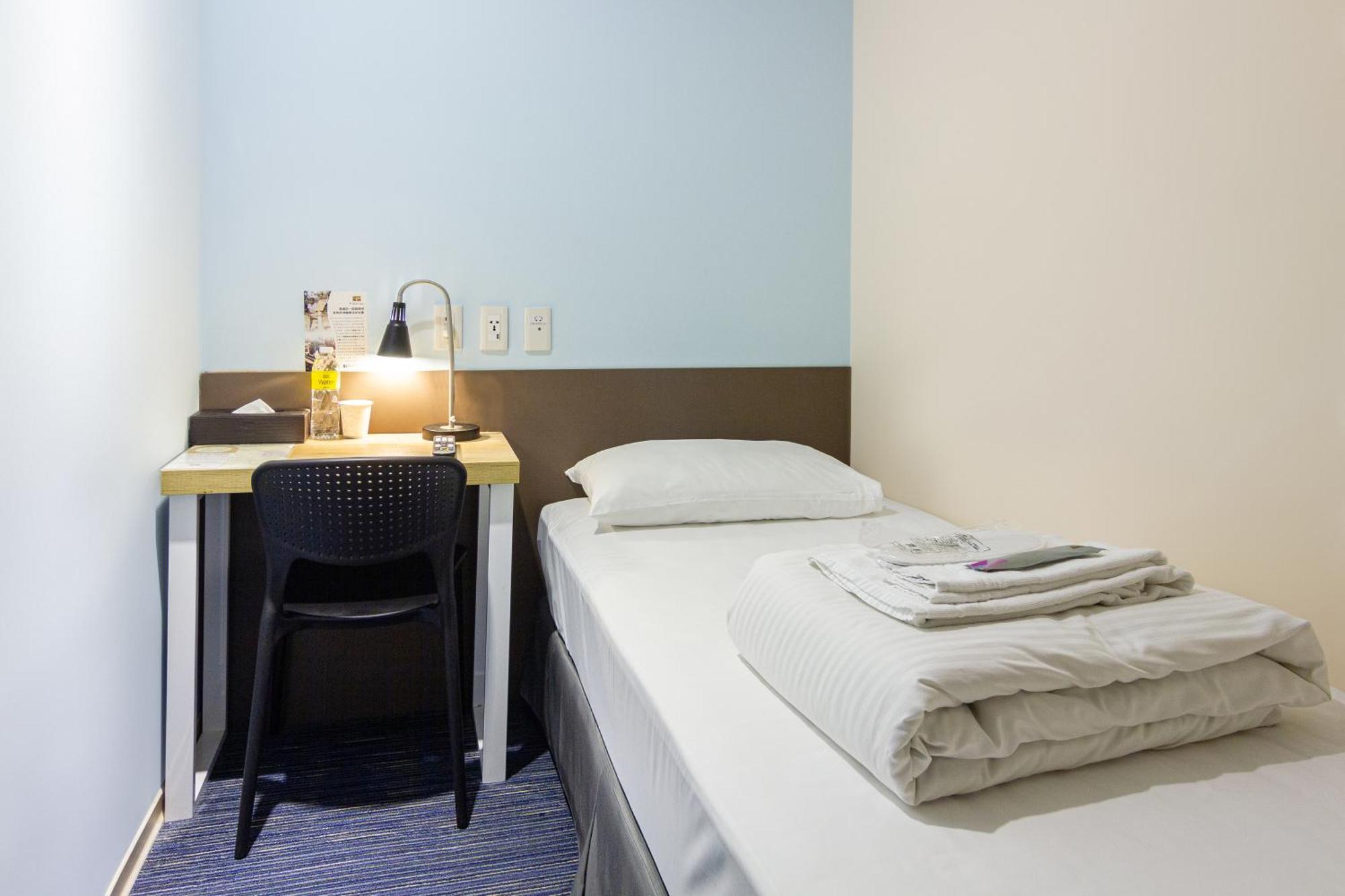 Check New Luzhou Hotel 4*