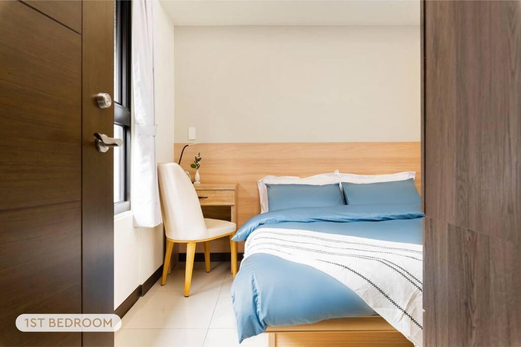 Apartment 2b1blk, Stylish & Comfortable, 5 Min To Ximen Mrt • 2房1衛 客廳廚房 時尚舒適 5分到西門站 Taipei