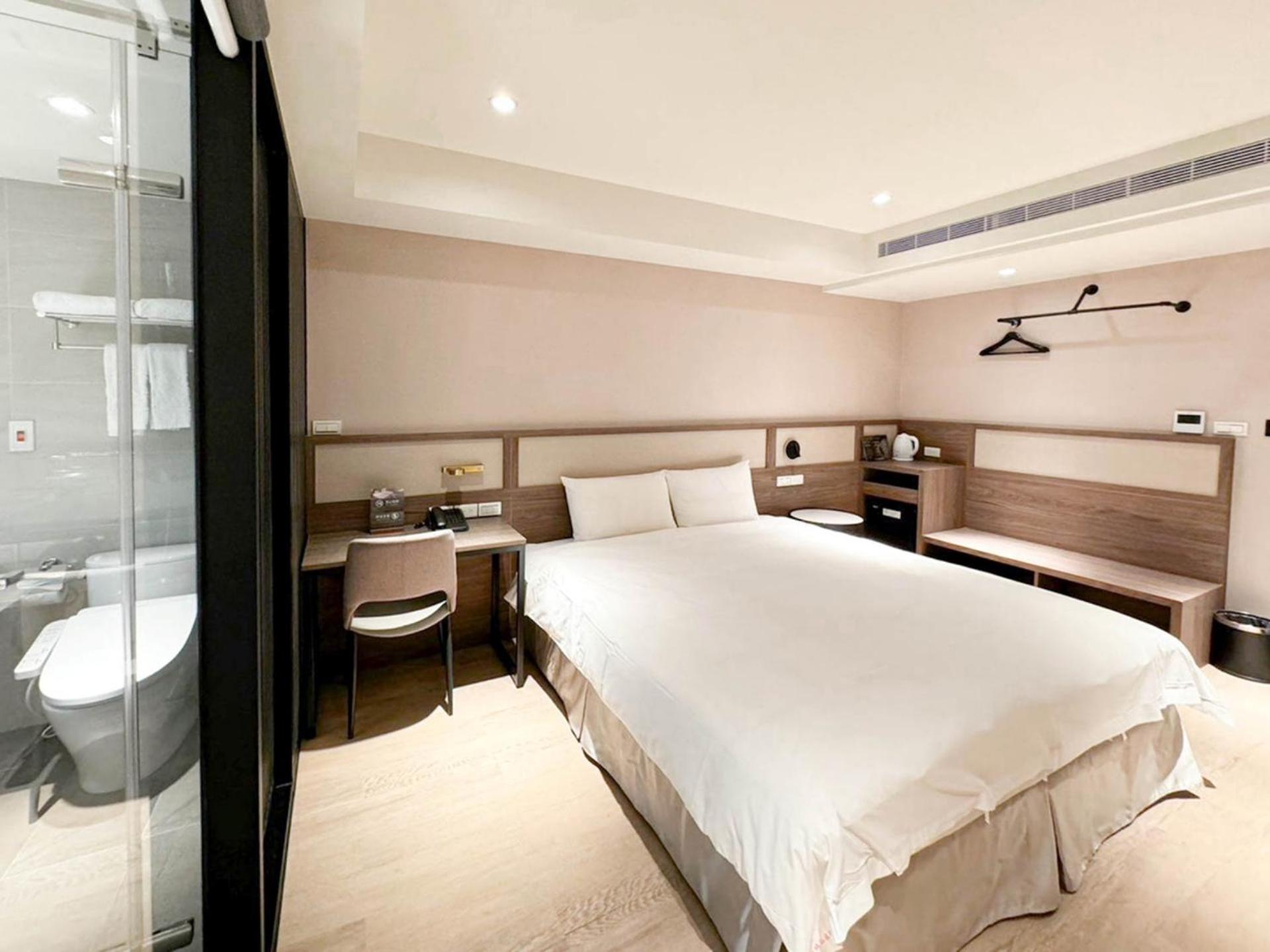 Hotel Royal Rose Zhongshan 3*