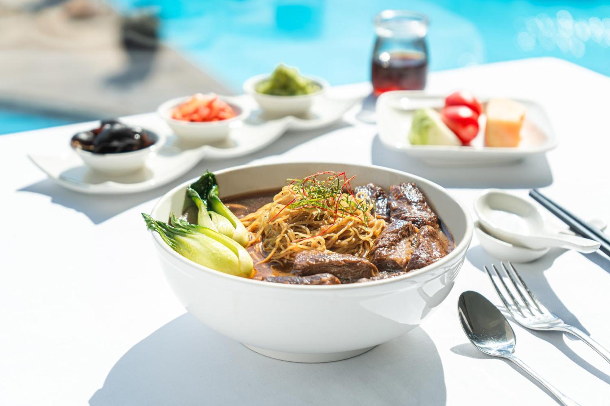 Check Select Yamgmingshan Resort 4*
