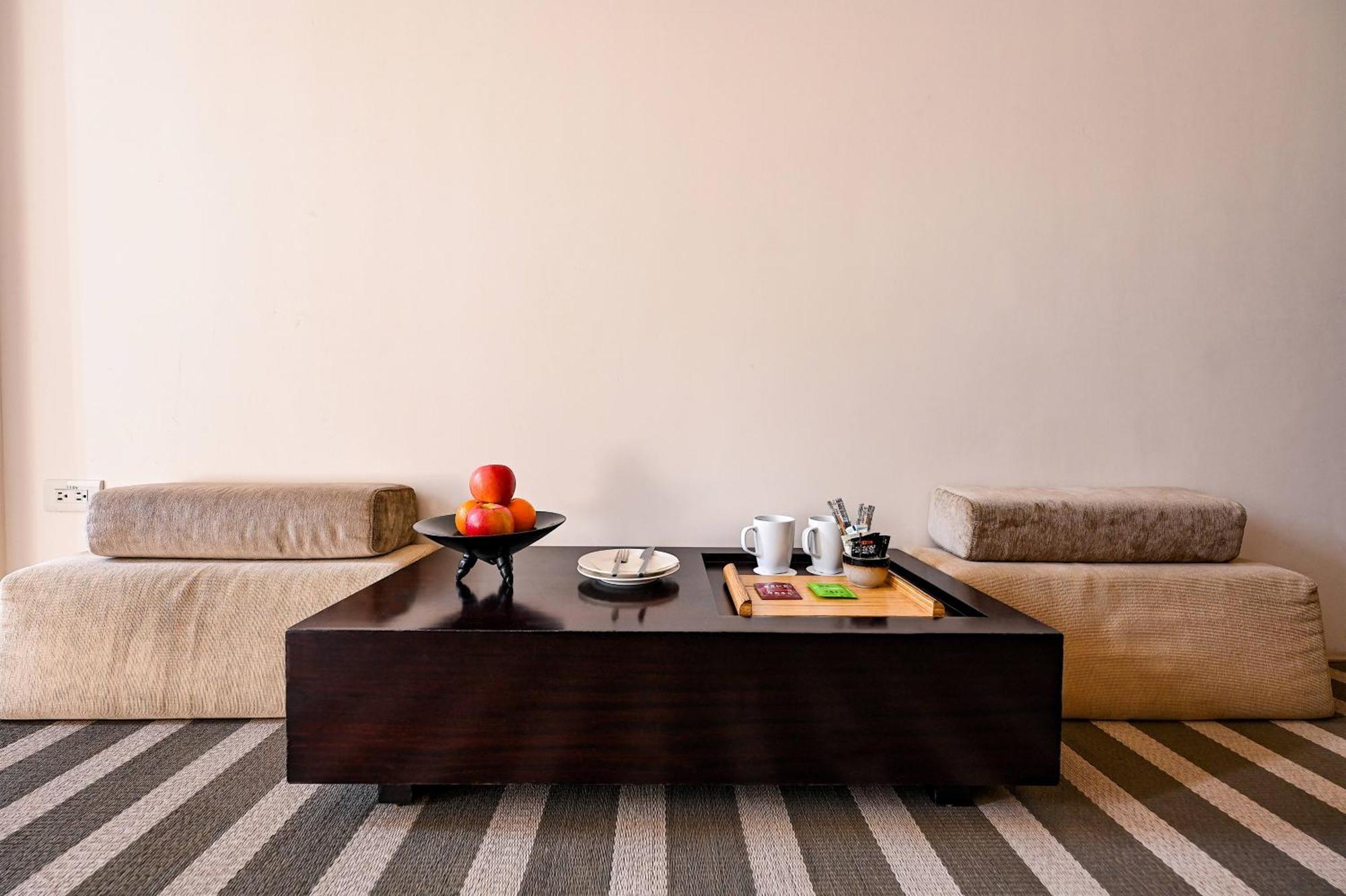 Resort Check Select Yamgmingshan Taipei
