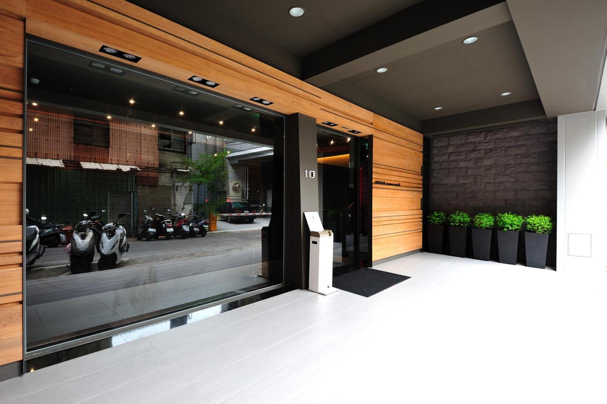 Forward Ii Inn
