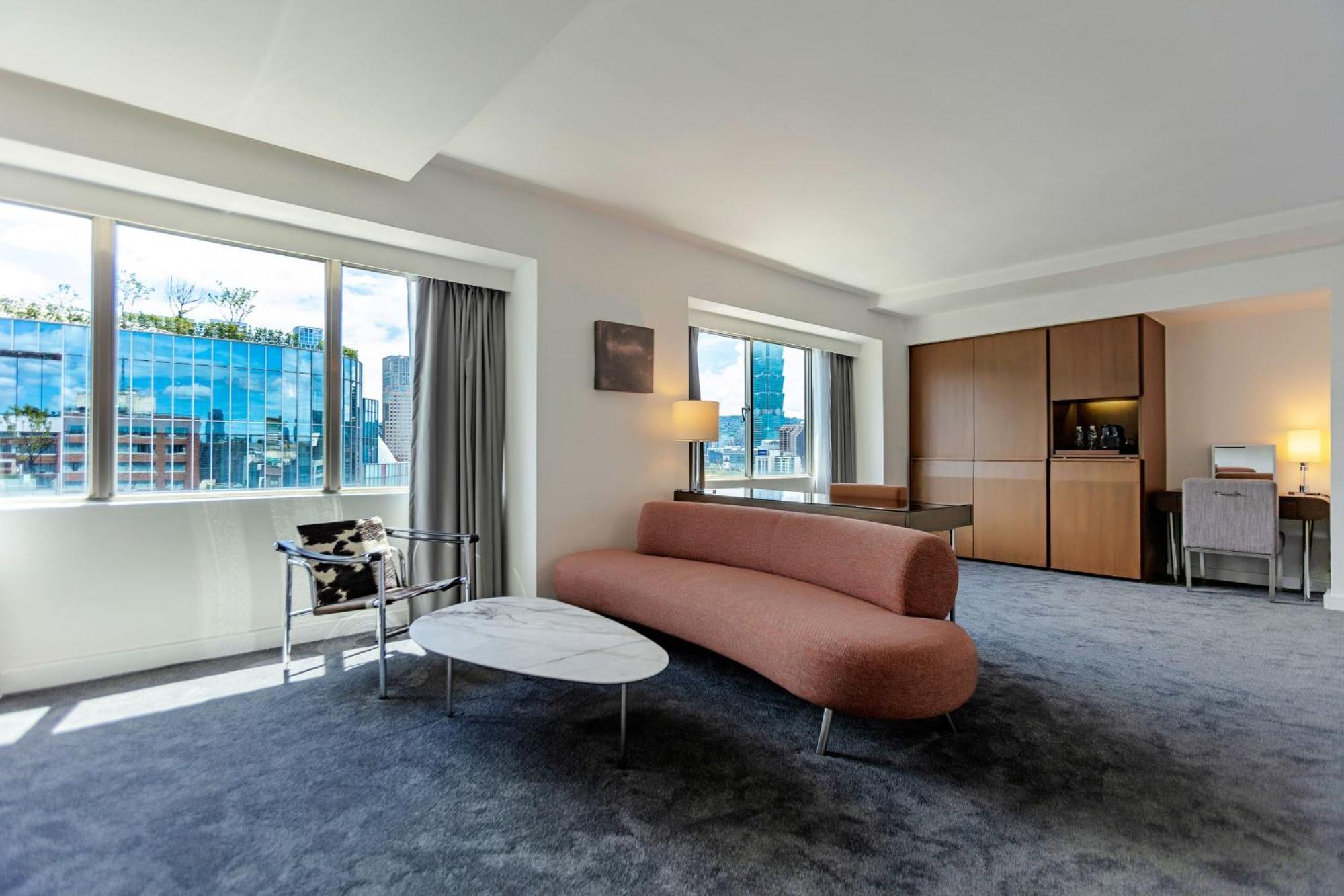 United 5* Taipei