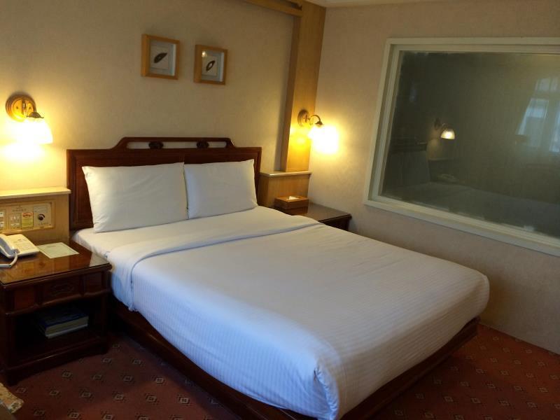 Hotel Kdm 3*