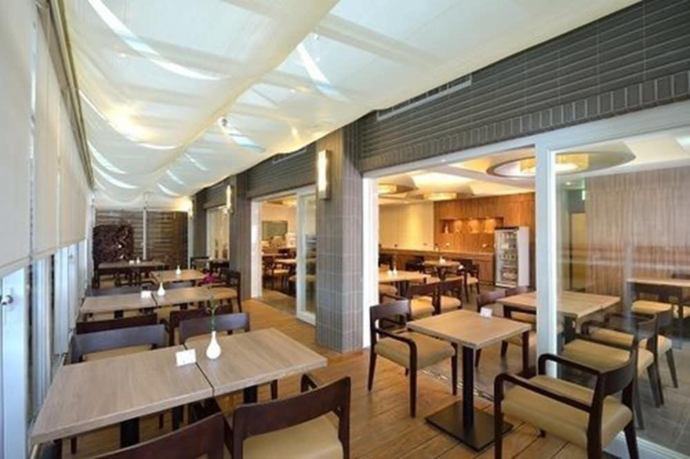 雲富大飯店 Cloud-zhongshan Hotel Taipei