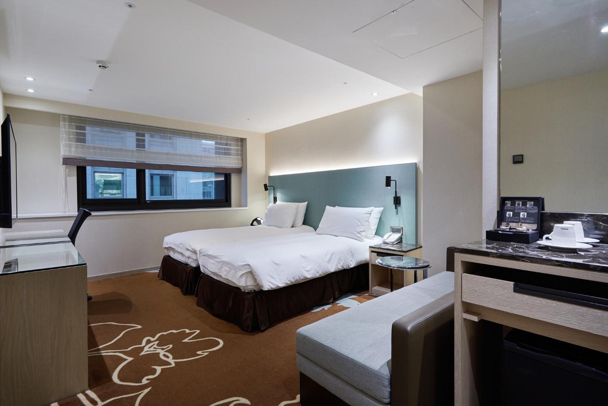 Hotel K Ii 4*