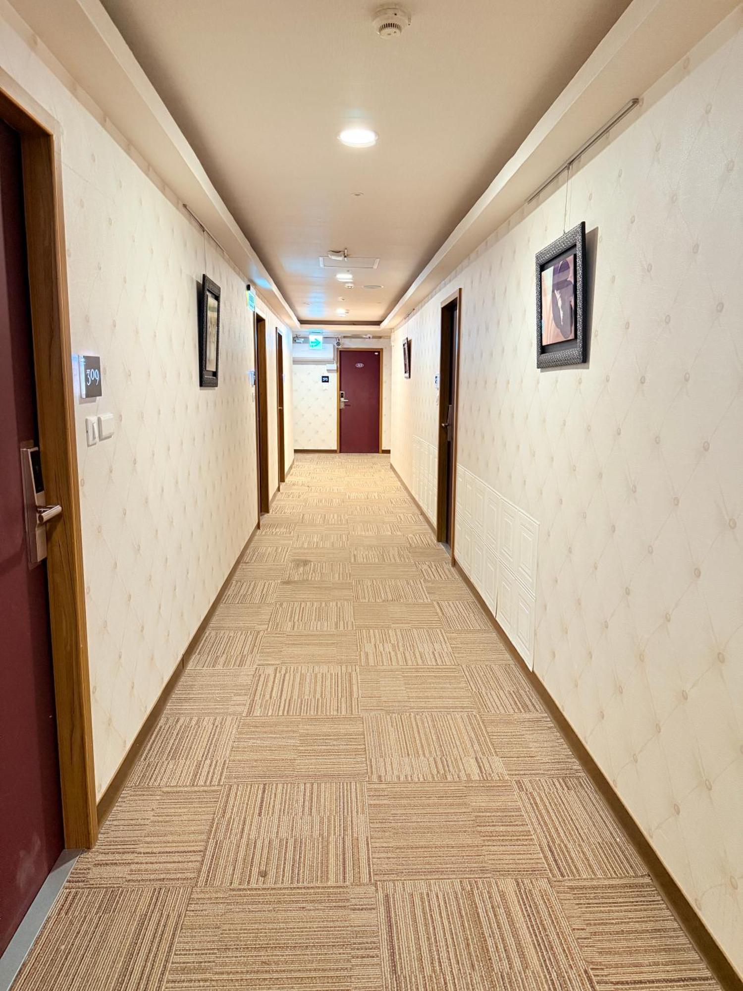 Inn 泊居旅店 Oursinn 3*