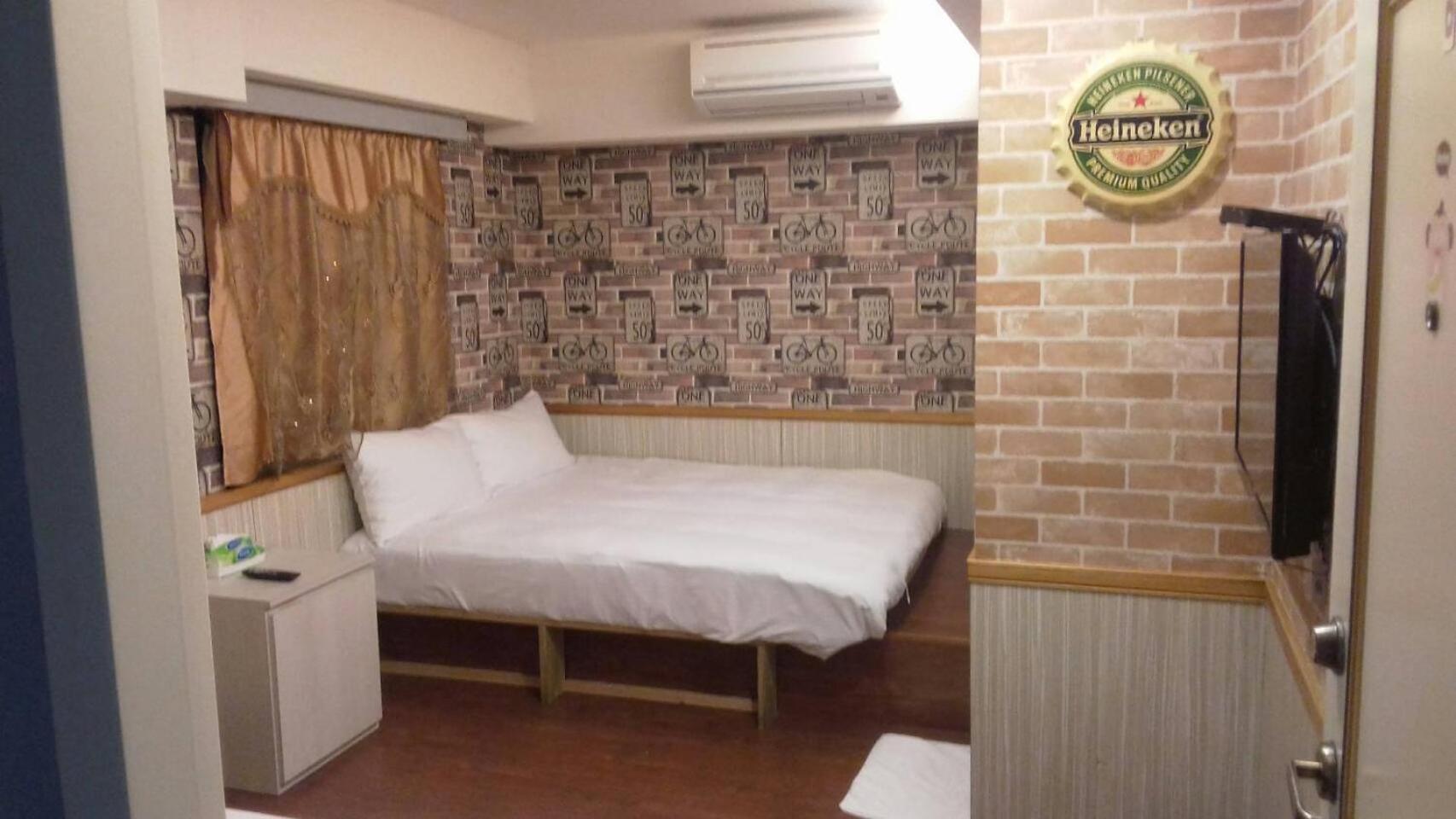 Hotel Honey