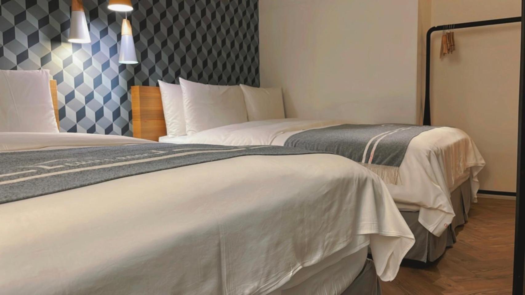 Chill Roof Inn 3*