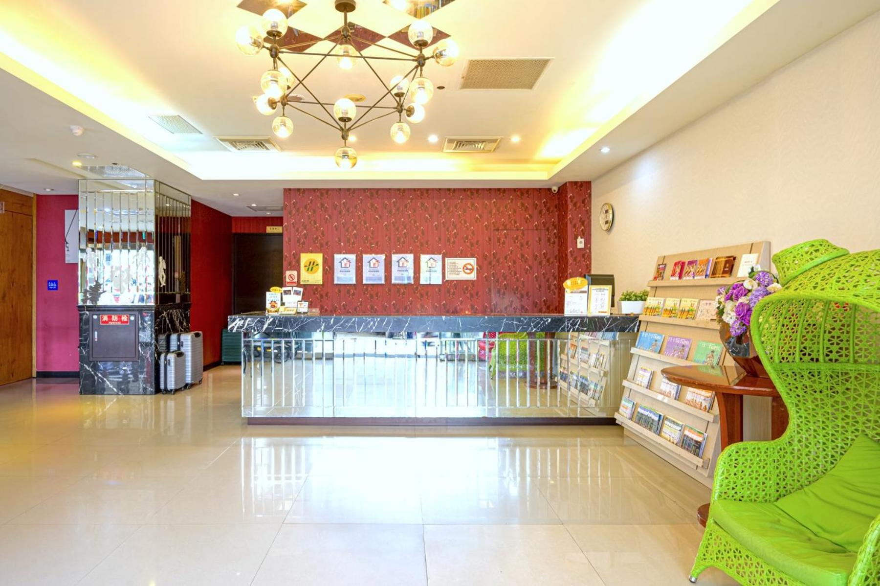 Sunny Hotel 3*