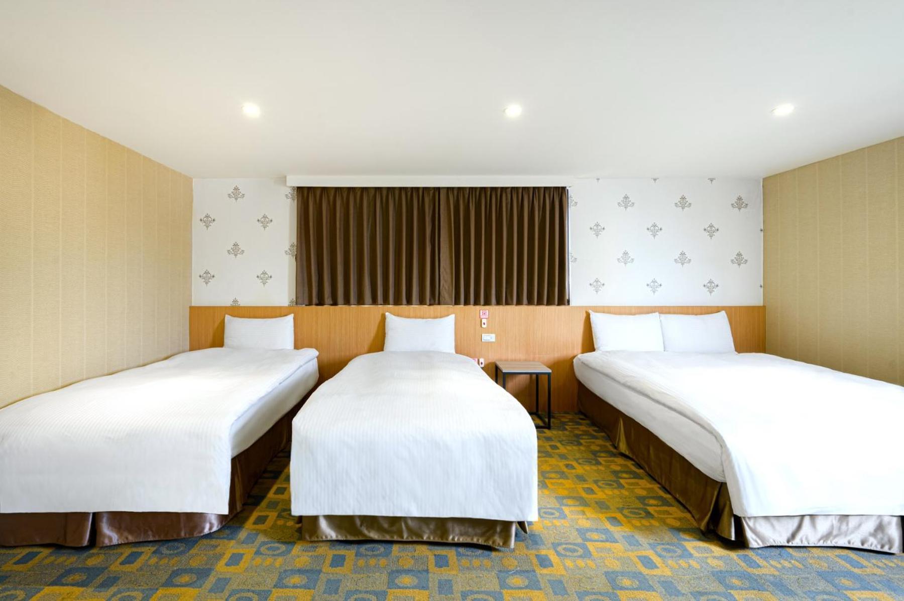Hotel Sunny 3*