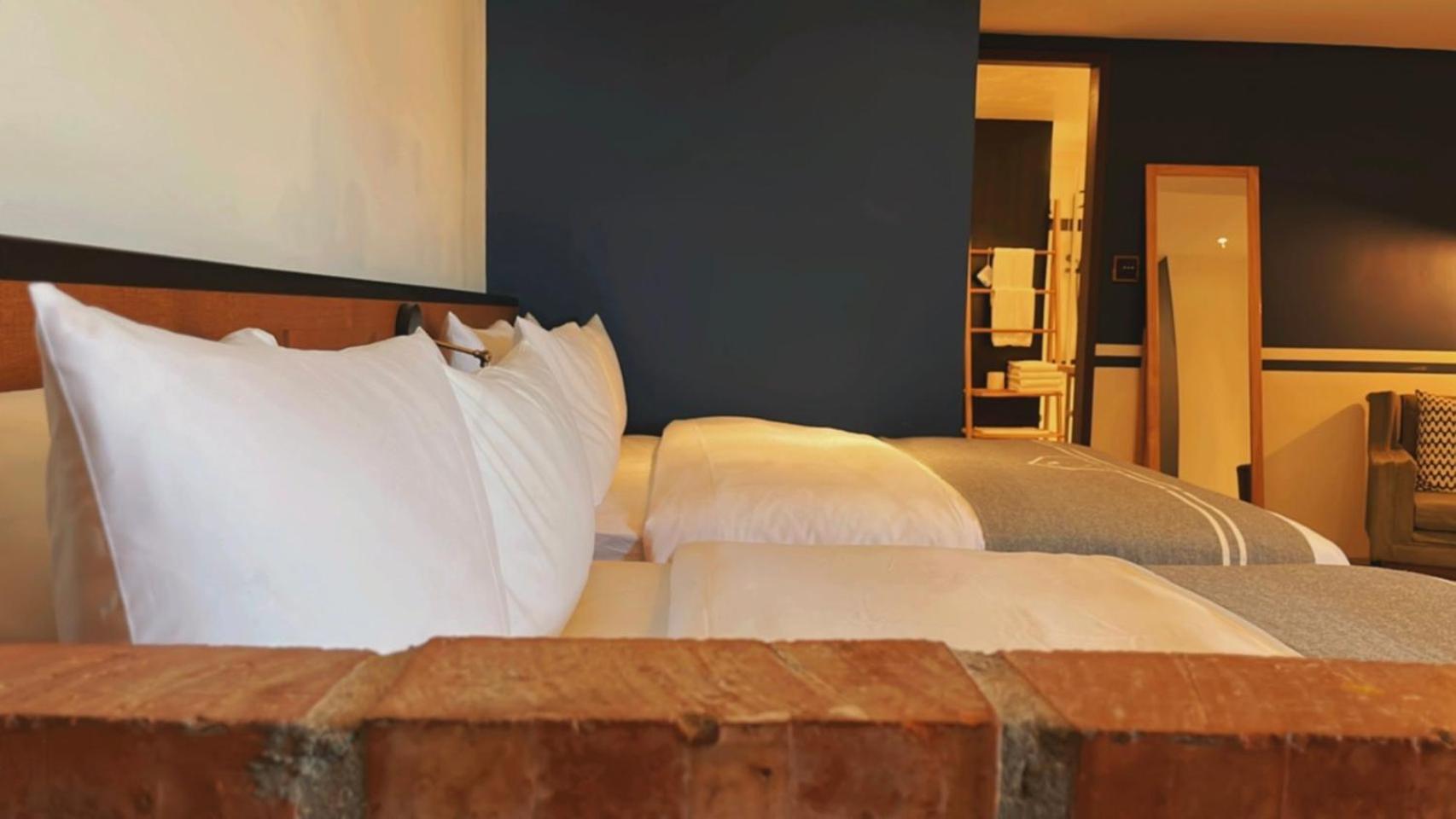 Chill Roof Inn 3*