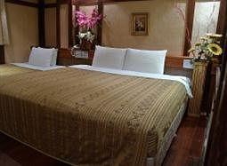 Many Flower Business Hotel