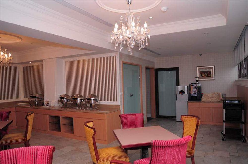 Mrt Hotel 3*