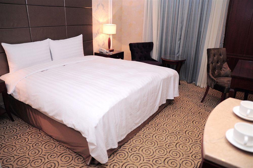 Mrt Hotel Taipei
