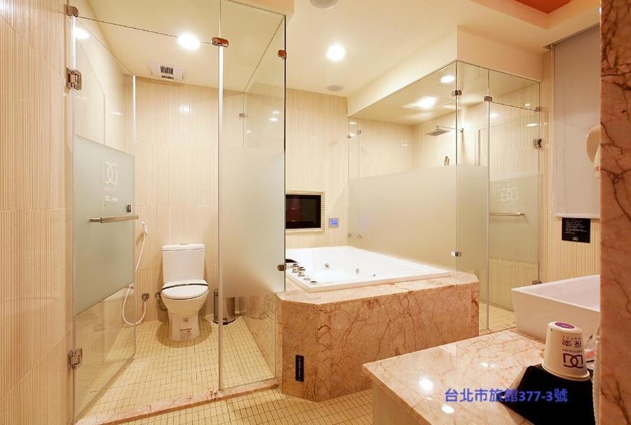 Discovery - Yanping Motel Taipei