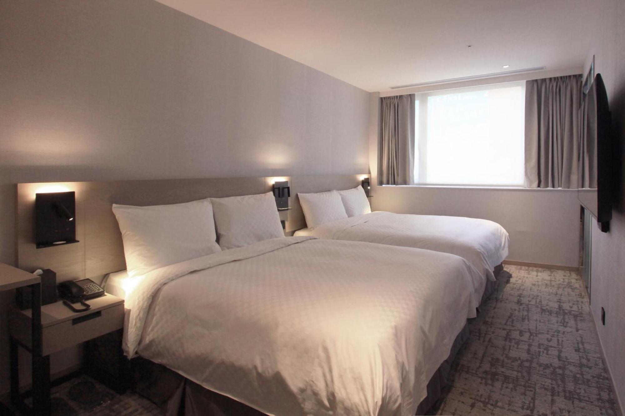 Tango Kaifong Hotel