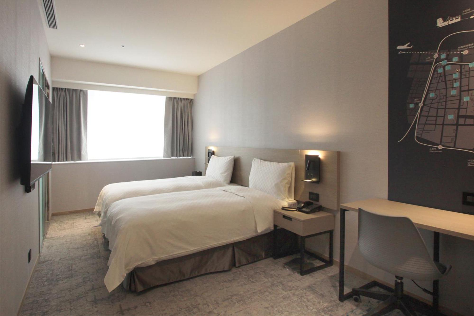 Tango Kaifong Hotel