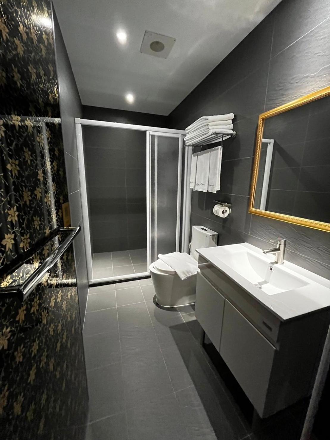 Airline Ximen Hotel