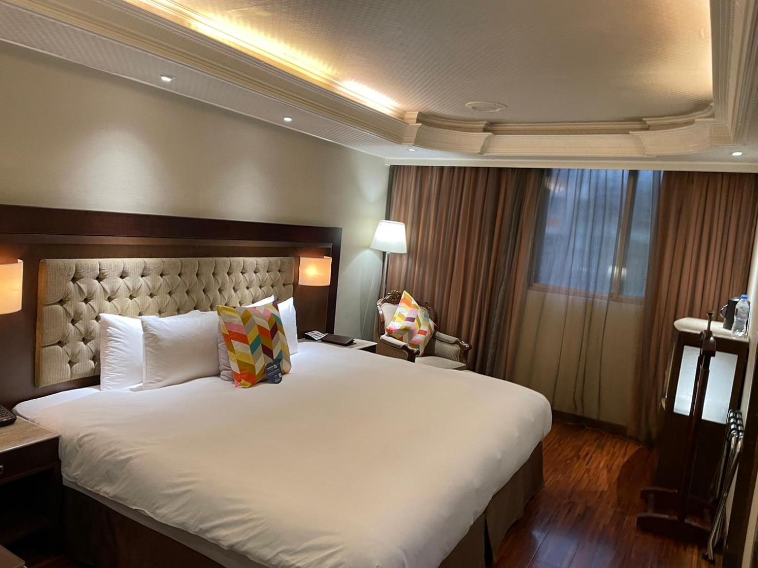 Charming City Hotel