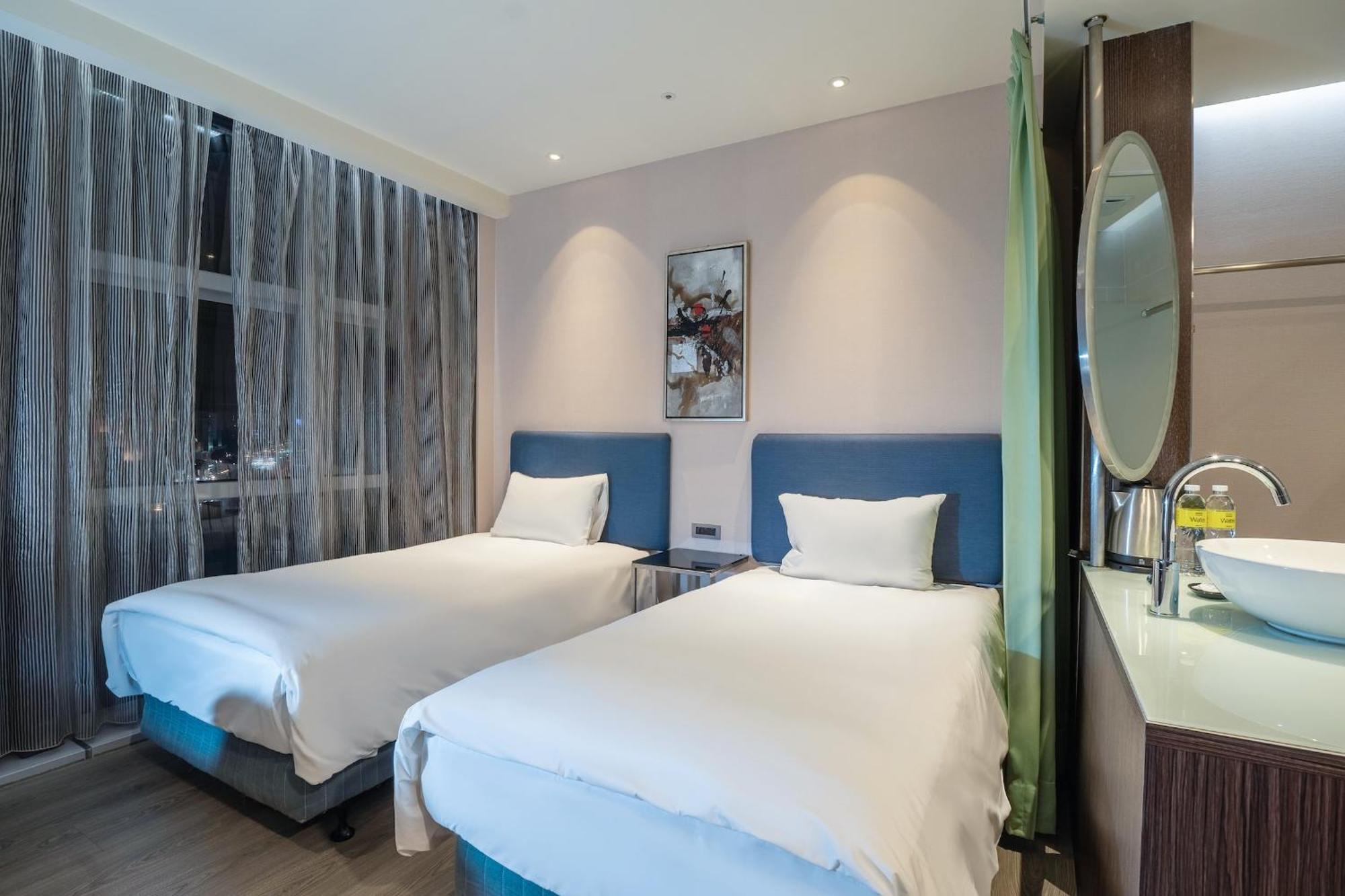 Hotel Check Xinyi