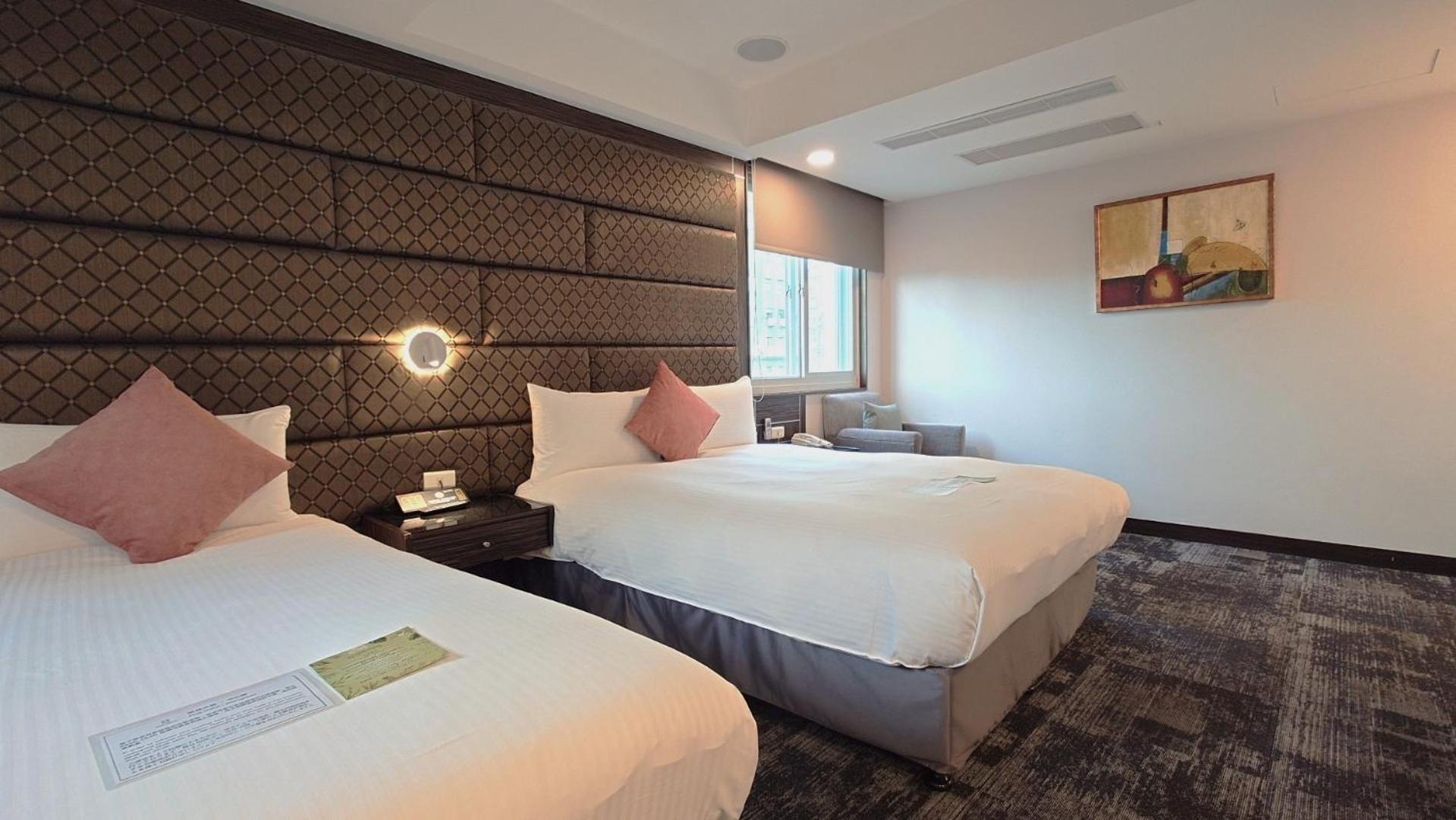Hub - Zhongshan Branch 3*