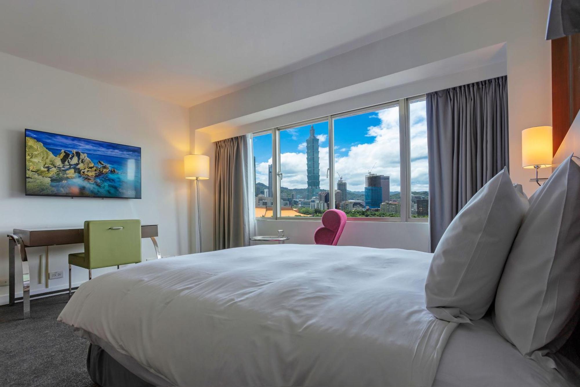 United 5* Taipei