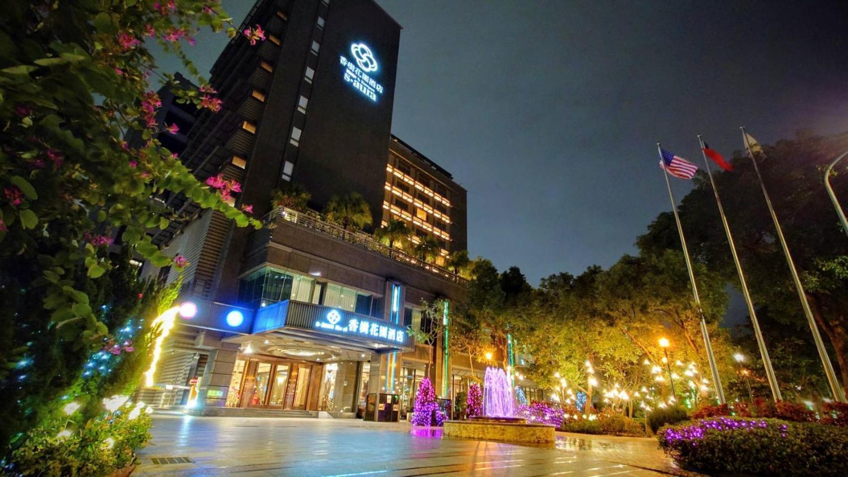 Hotel S Aura 4*