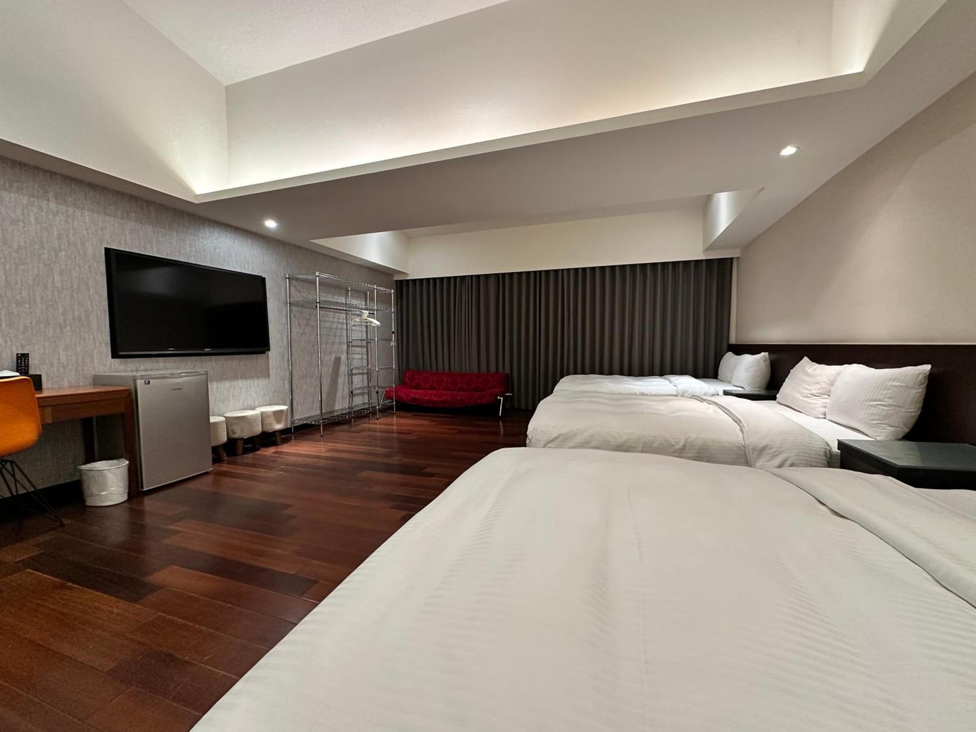 Cz 101-4 * Taipei
