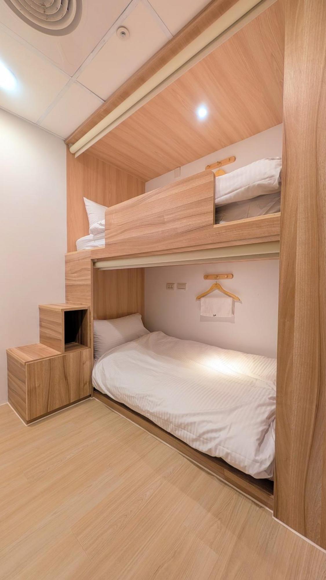 Yen Hostel