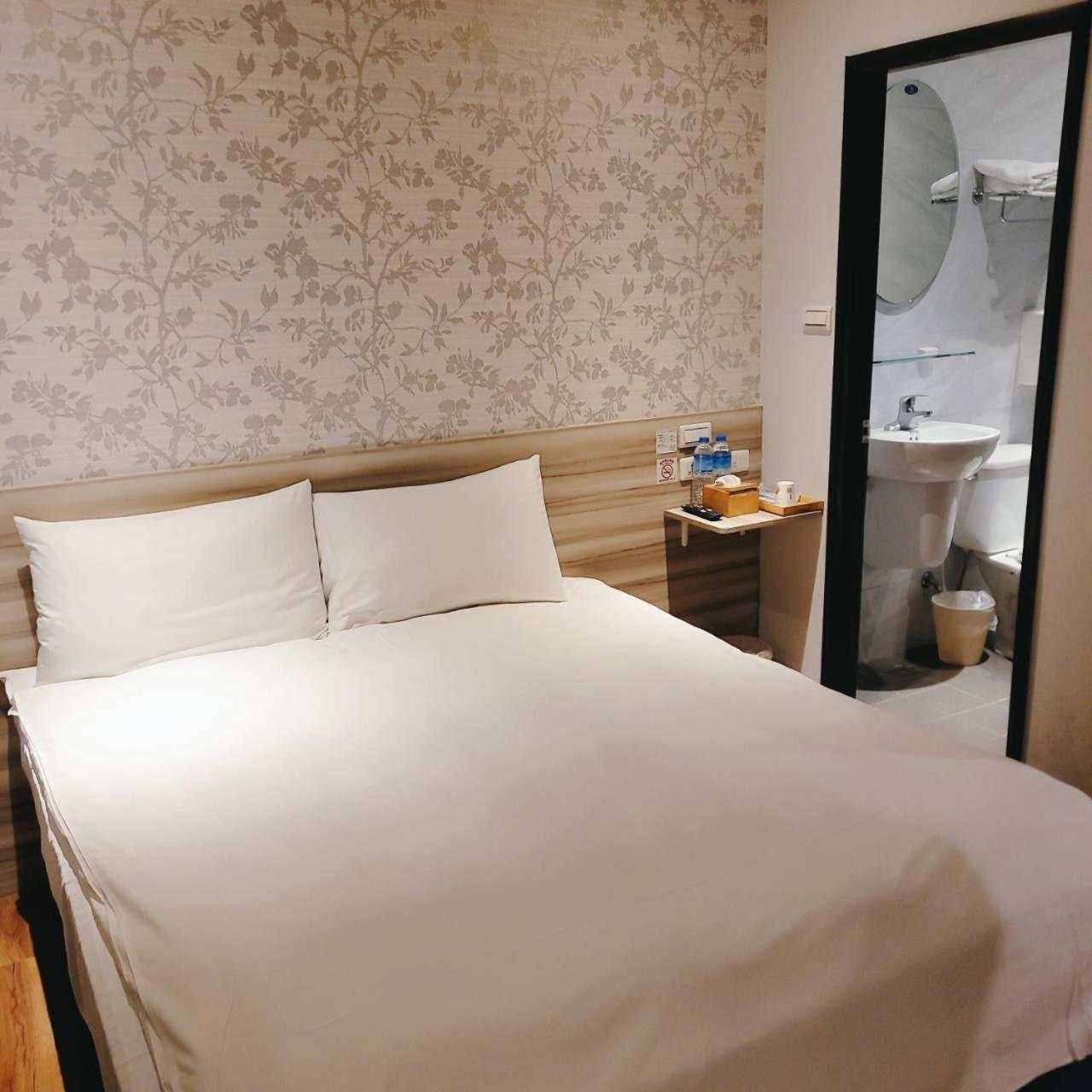 Hotel Honey