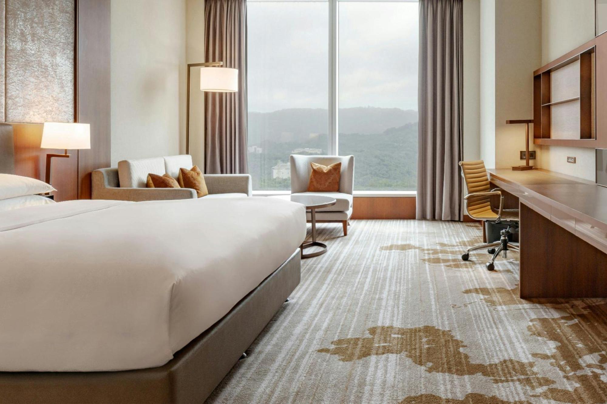 Courtyard By Marriott Taipei