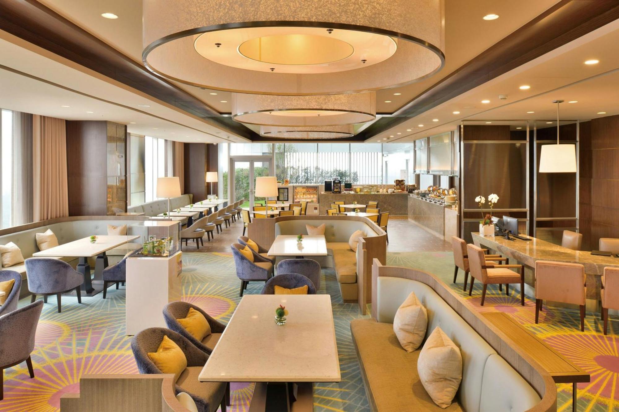 Courtyard By Marriott Hotel 5*
