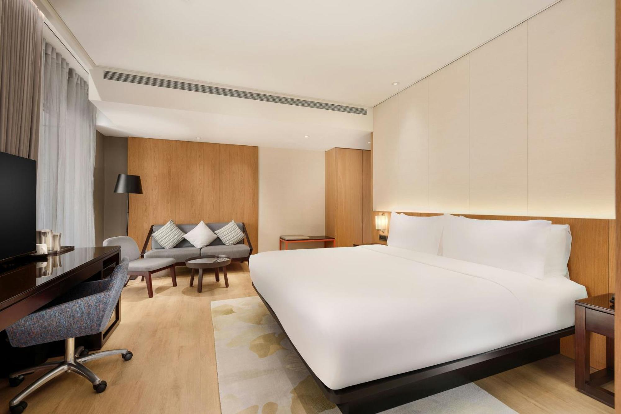 Aloft Zhongshan 4* Taipei