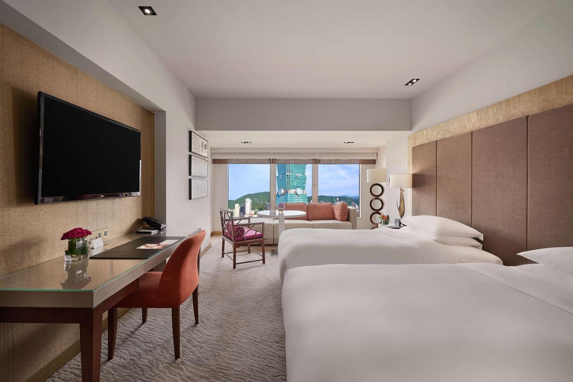 Grand Hyatt Hotel