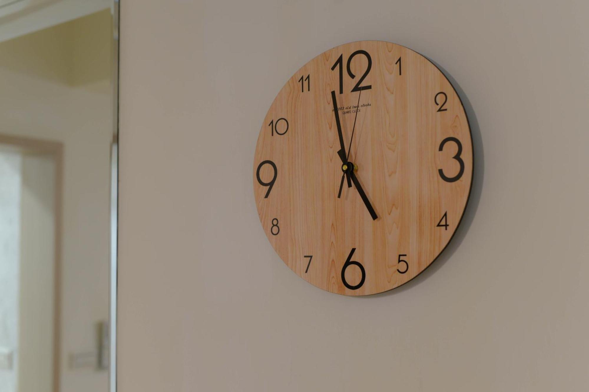 Beautiful Spacious 5b3b 4 Min Zhongxiao Dunhua Mrt 五房三衛 步行4分到忠孝敦化捷運 Apartment *