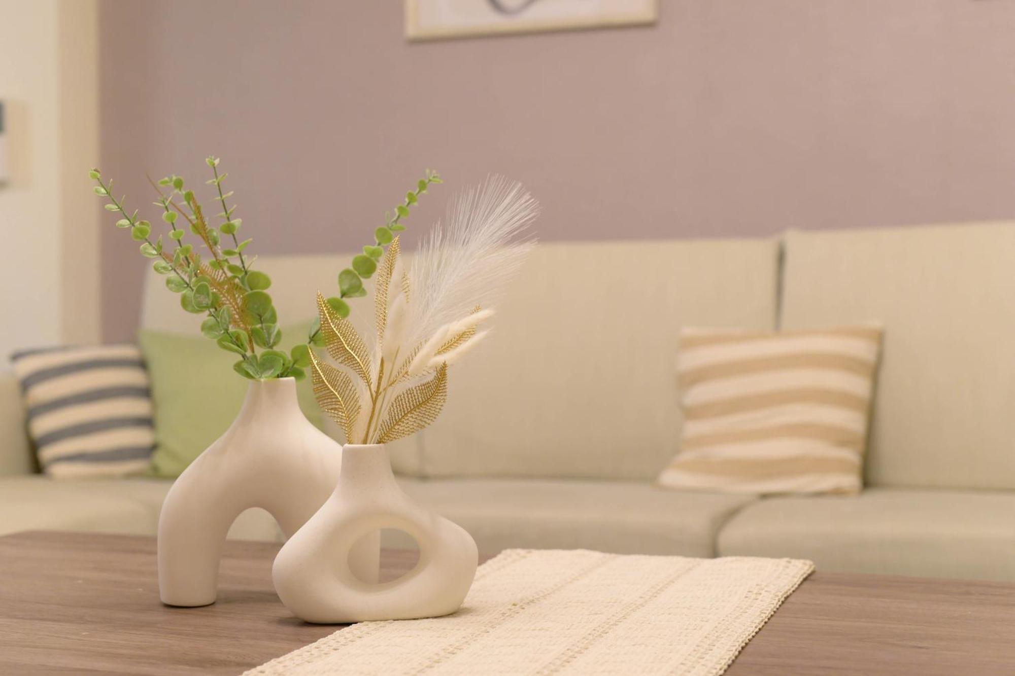 Beautiful Spacious 5b3b 4 Min Zhongxiao Dunhua Mrt 五房三衛 步行4分到忠孝敦化捷運 Apartment Taipei