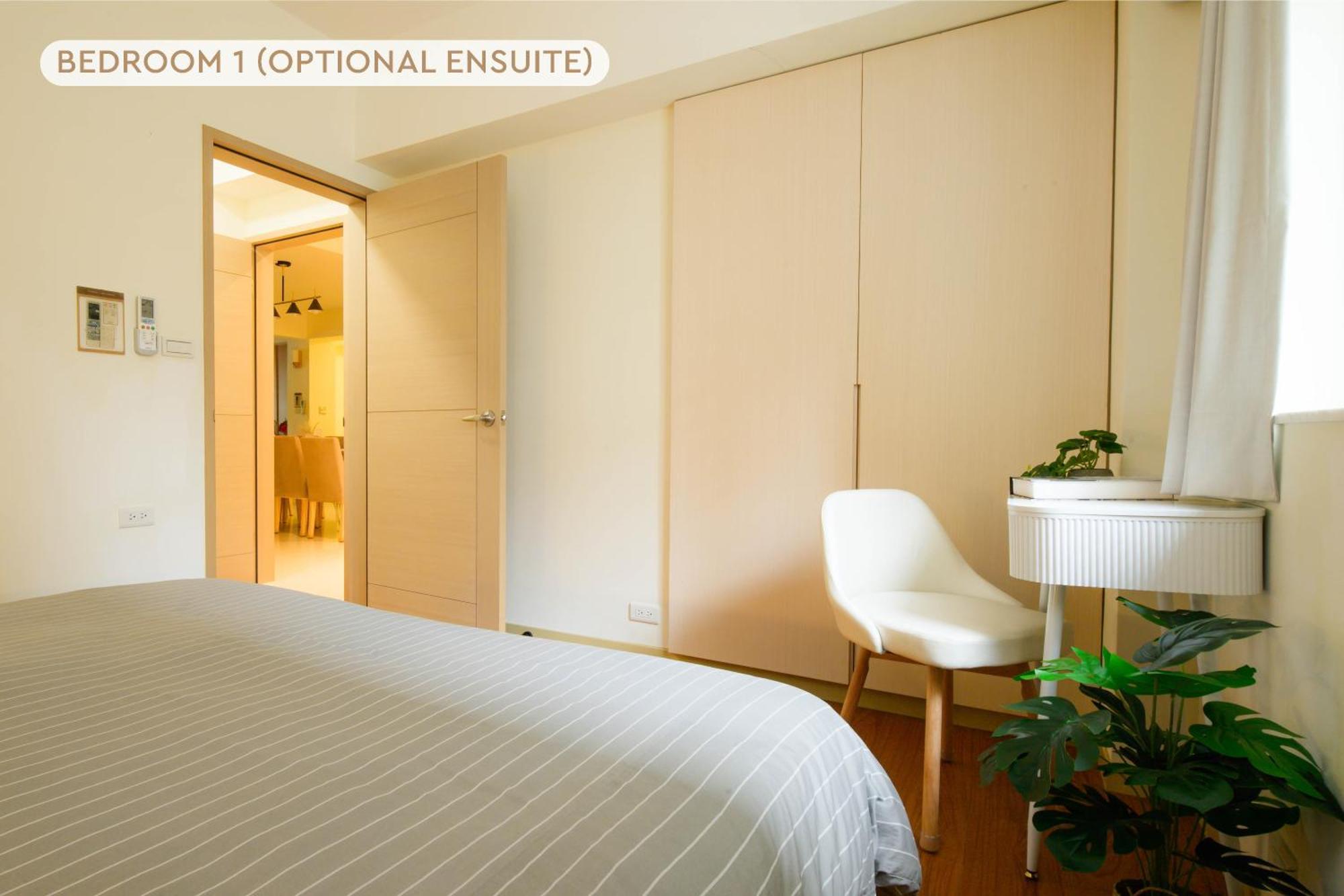 Beautiful Spacious 5b3b 4 Min Zhongxiao Dunhua Mrt 五房三衛 步行4分到忠孝敦化捷運 * Taipei