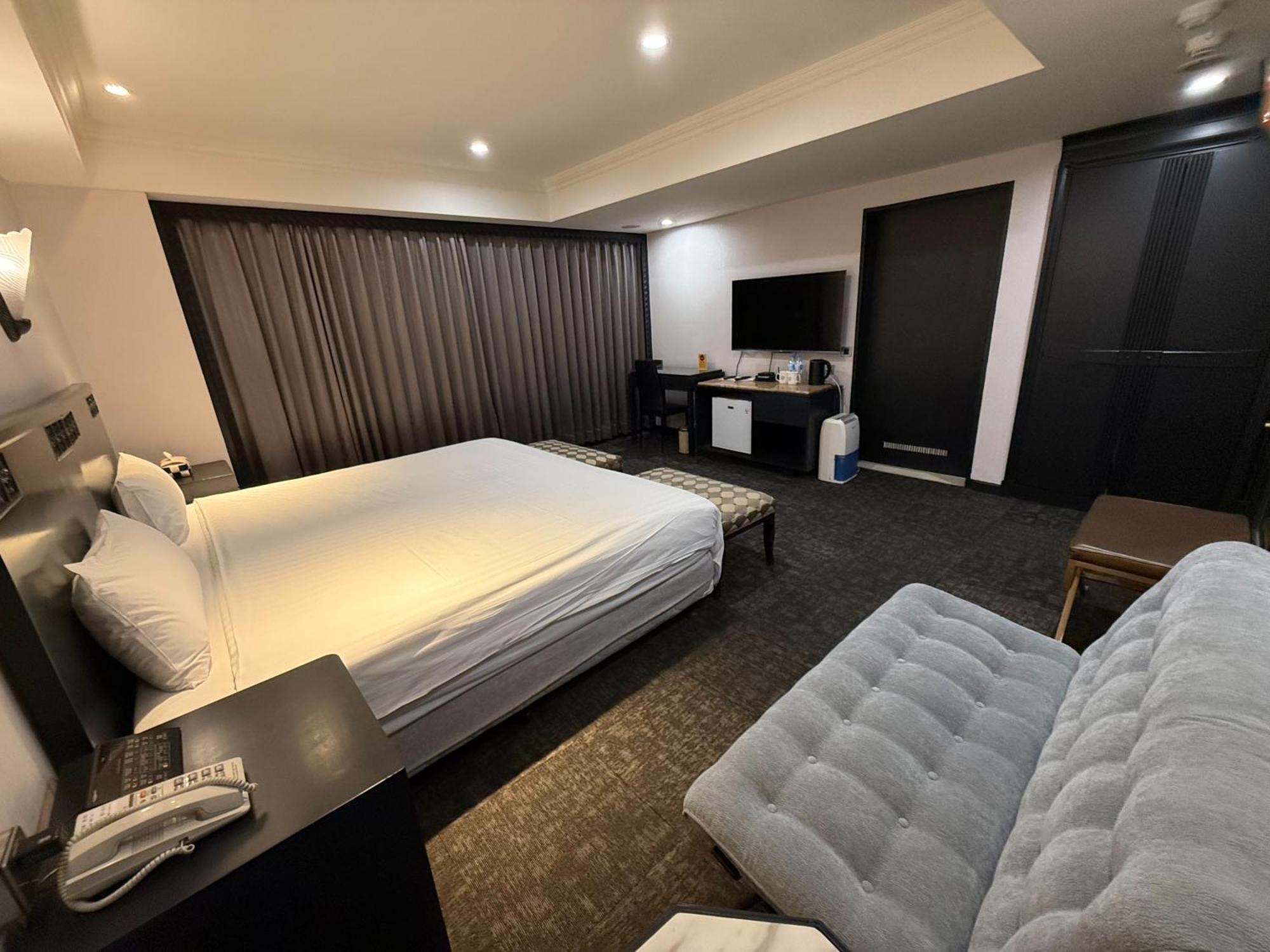 Hotel Wowhappy Daan 3*