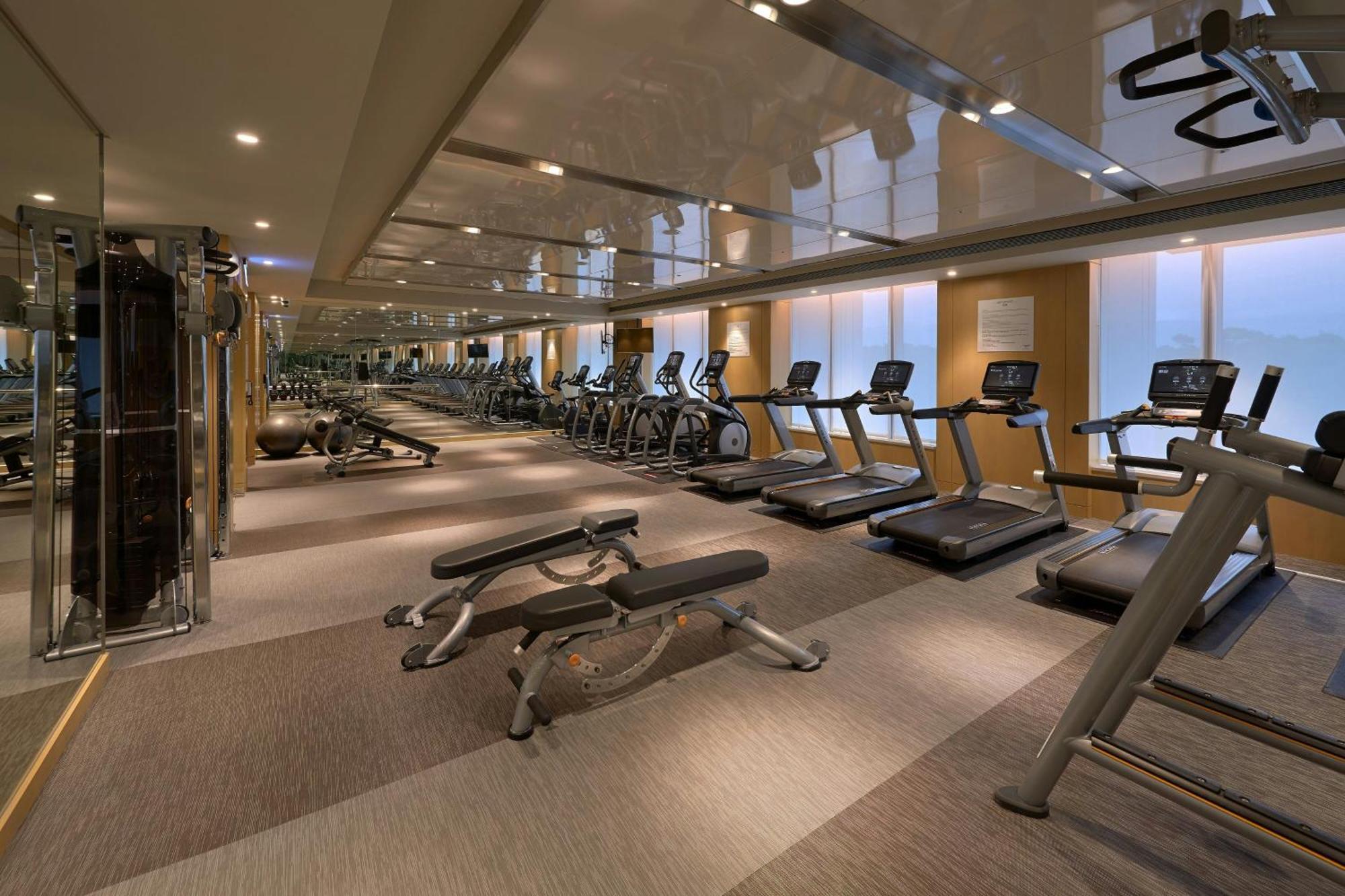 Courtyard By Marriott Hotel 5*