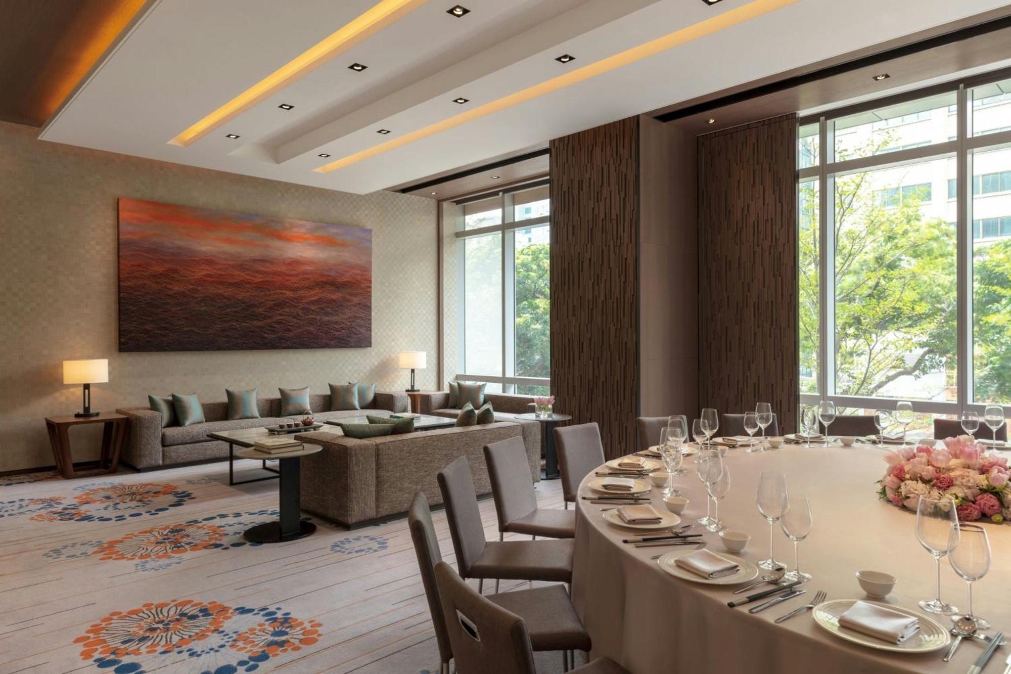 Hotel Courtyard By Marriott Downtown Taipei