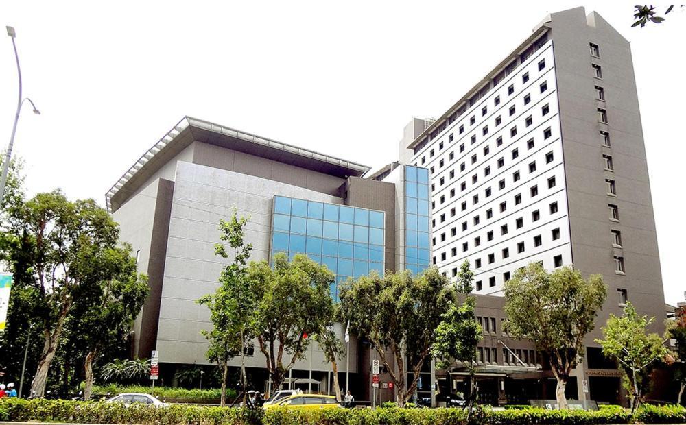 Hotel Howard Civil Service International House