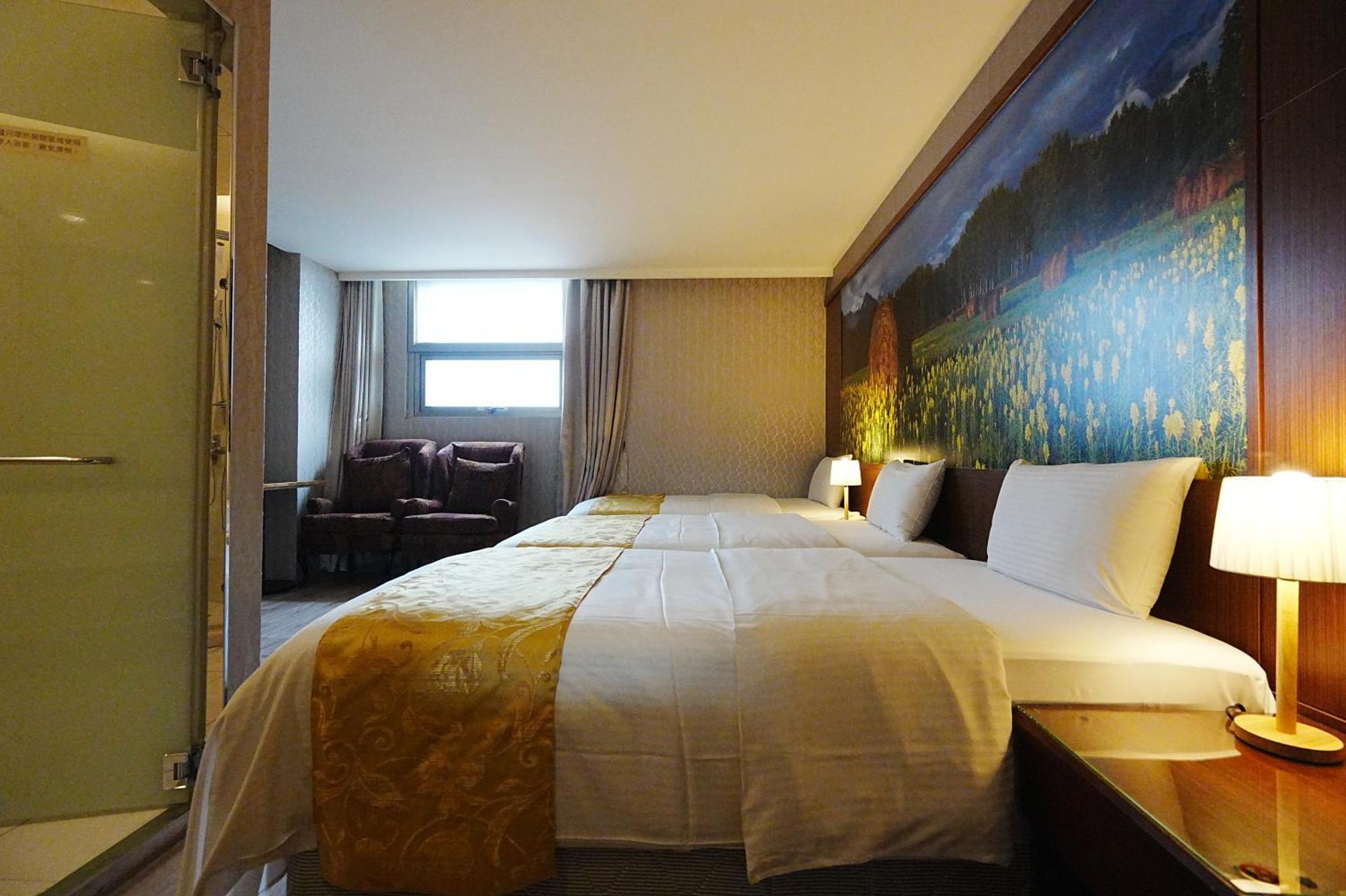 York Hotel 3*