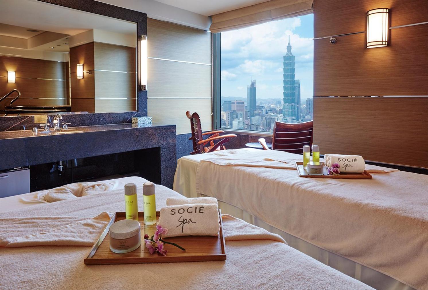 Hotel Shangri-la Far Eastern,