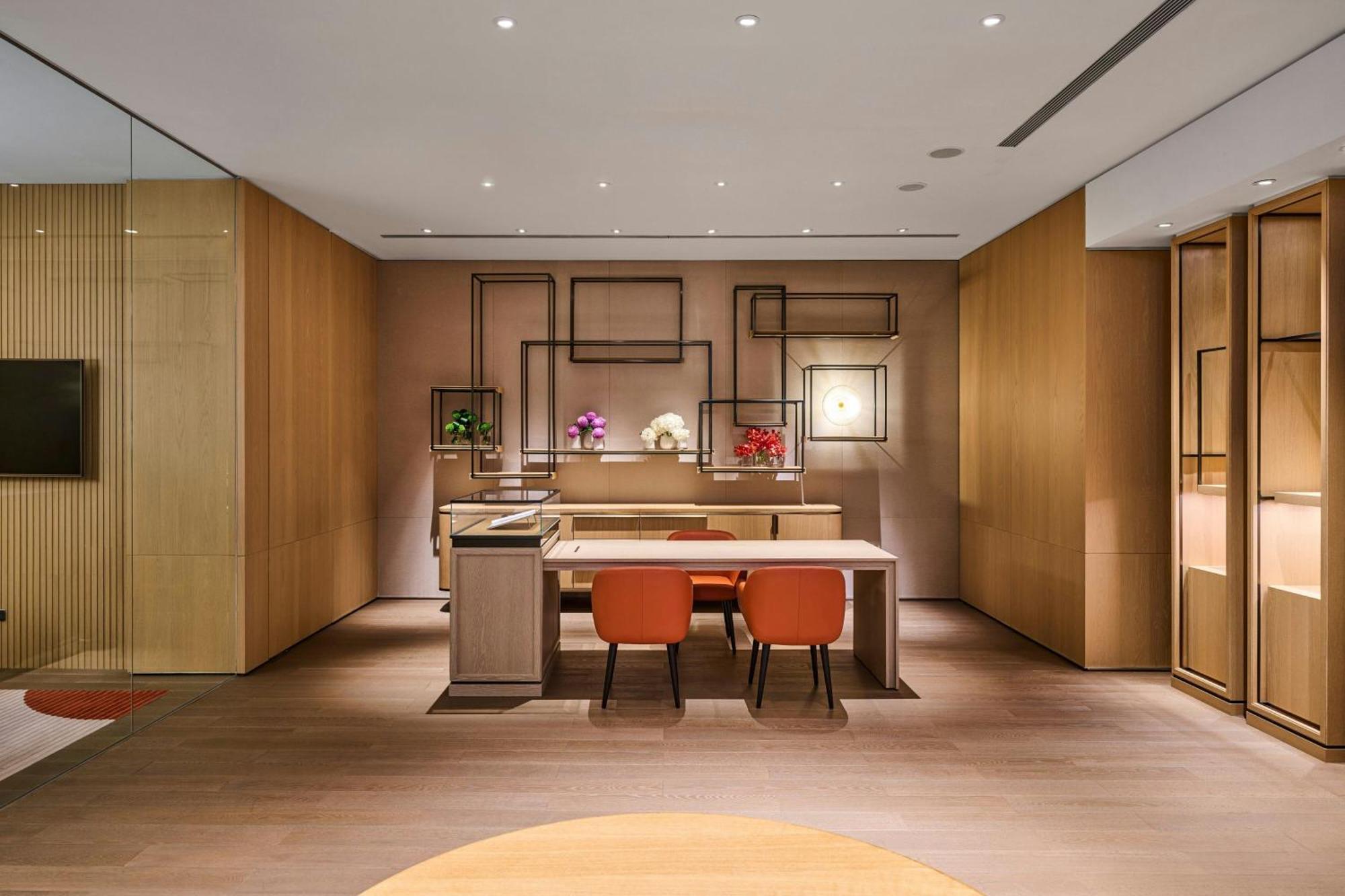 W 5* Taipei