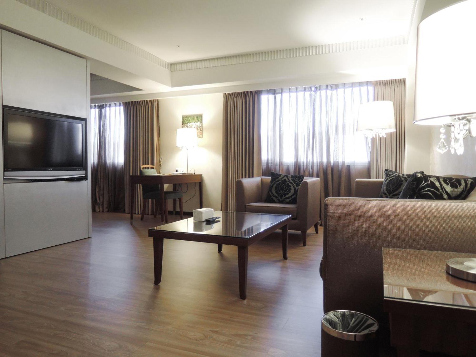 Hotel Check Neihu