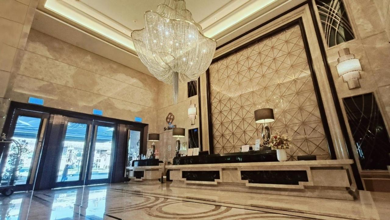 Hotel S Aura 4*