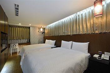 New - Main Station Hotel