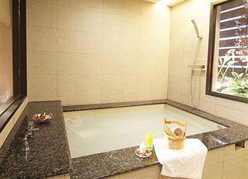 Hotel Chyuan Du Spring 3*